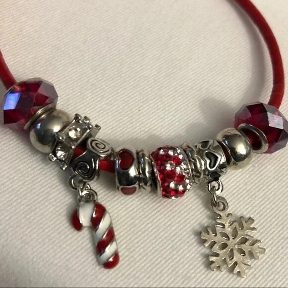 Candy Cane Bracelet & Earrings 2 Pairs - Picture 3 of 10